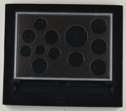 Royal mint empty coin - royal,