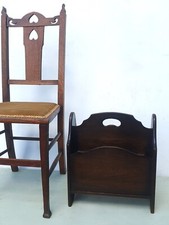 Arts And Crafts Style Solid