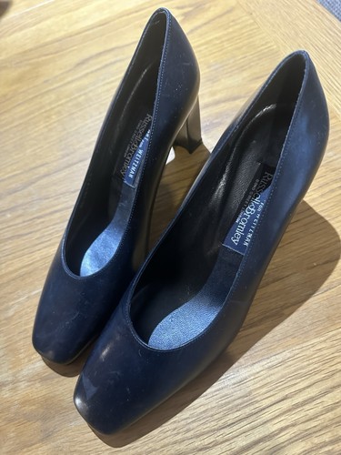 Stuart weitzman russell - stuart, &