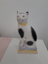 Antique Staffordshire Pottery Figurine Ornament Cat On Cushion 8inch Tall(2766p)