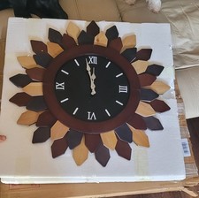 Large 60cm wooden sunburst