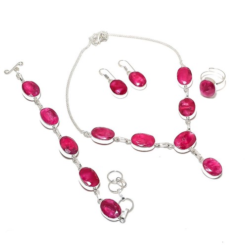 Faceted red kashmir - faceted,