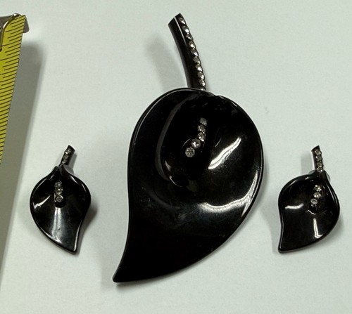 Black lucite calla - lucite, lily