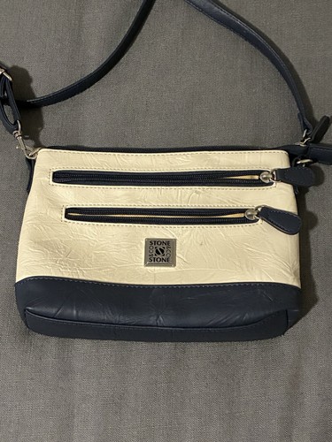 Women stone and blue - co,