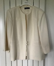 Jacques Vert Size 22 Cream