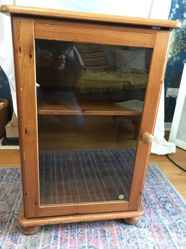 Cabinet - hi, fi
