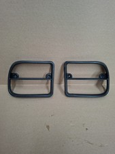 Land Rover Freelander Rear light guards R/h L/h Drivers Passengers 2004 - 2006 