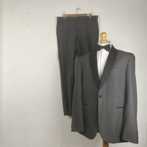 Next tuxedo dinner - next,