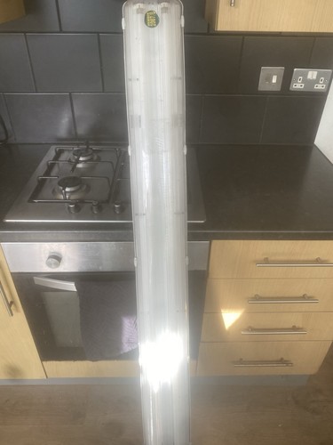Fluorescent light fitting - fluorescent,