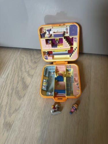 Vintage polly pocket town - vintage,