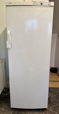 Bosch large larder fridge - large,