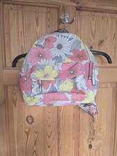 Womens BNWT Accessorize Small