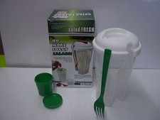 2 Salad Fresh Containers With