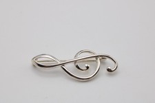 Silver 925 treble clef brooch
