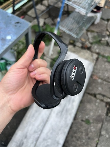 Wsa wireless headphones - wsa, ii