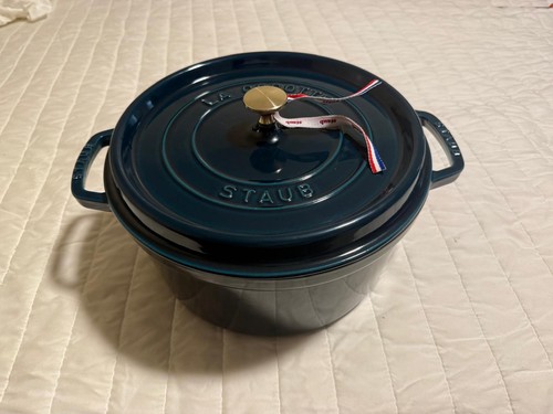 Staub cast iron - staub, round