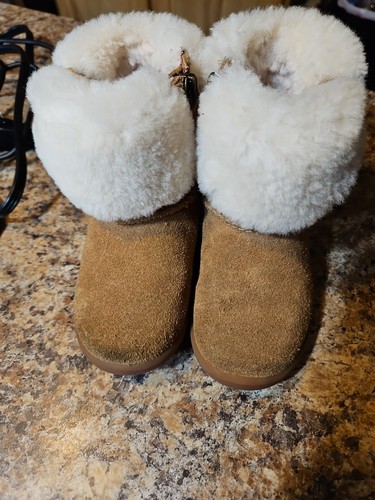 Ugg toddler classic booties - ugg,