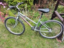 Ladies Claud Butler Ravana Mountain Bike 21 speed Shimano gears 