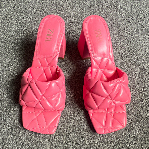 Zara pink quilted square - zara, toe
