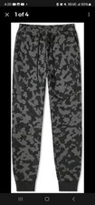 nike tech fleece Lebron James