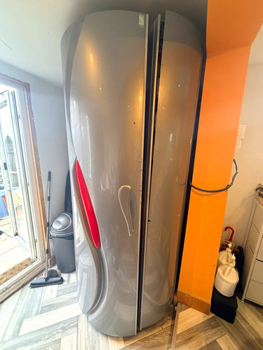 Vertical tanning booth upright - vertical,