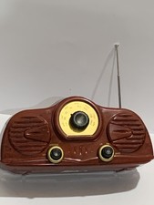 VINTAGE ART DECO STYLE RADIO