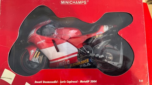 Minichamps ducati - minichamps,