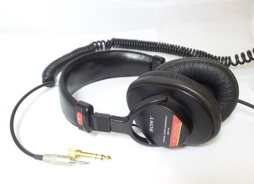 Sony mdr monitor - mdr-v6, series