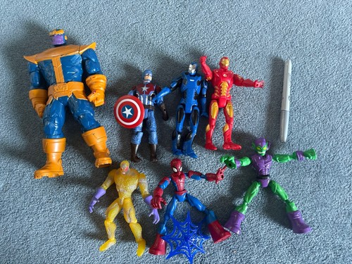 Marvel action figures bundle - marvel,