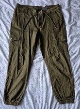 New Women’s Army Green Cargo