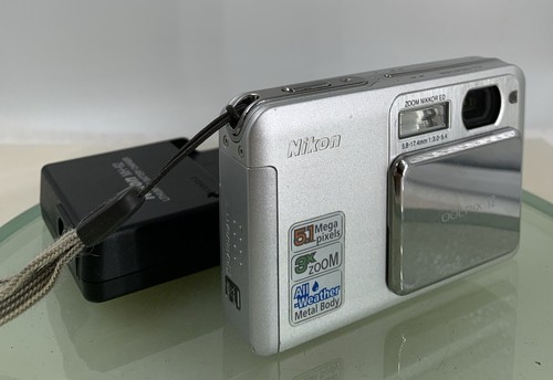 Nikon coolpix compact - s2,