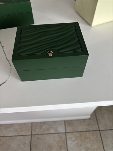 Rolex oyster green wave watch - green,