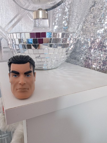 Vintage action man - action, head