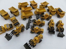 MADE IN CHINA  19 YELLOW DIGGERS & DUMPER TRUCKS SMALL TOYS BUNDLE PARTY BAGS