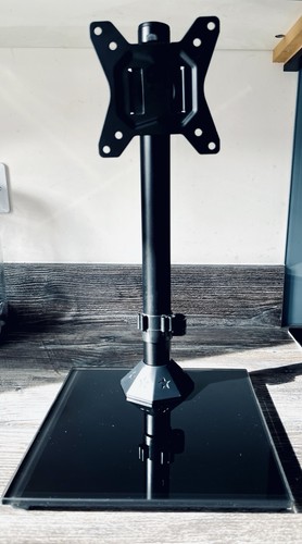 Freestanding monitor stand - freestanding, monitor/tv