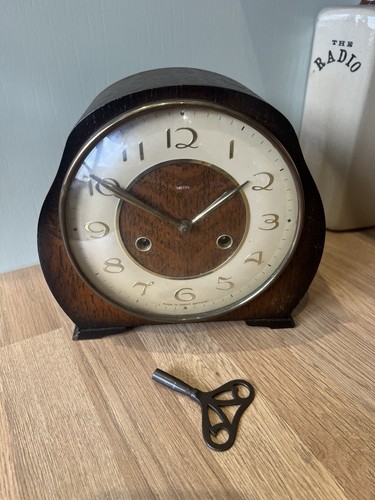Vintage smiths enfield - vintage, of