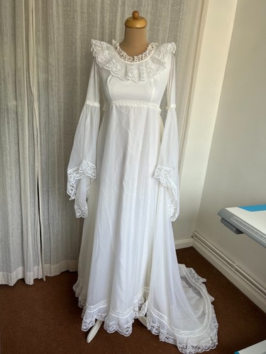 Vintage 70s prairie wedding - 70s,