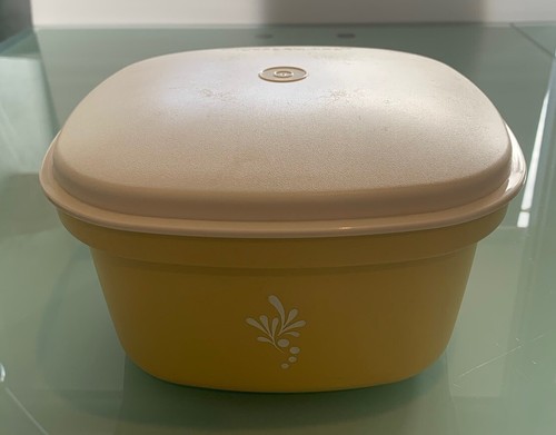 Retro tupperware square - retro,