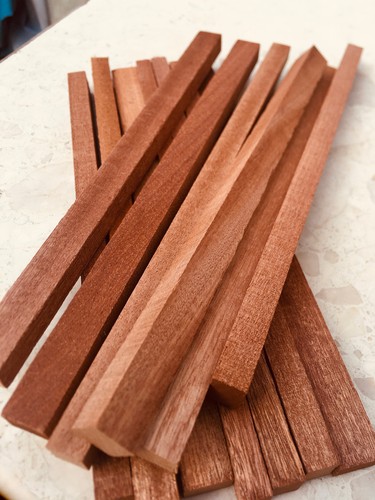 Mahogany hardwood sawn - mahogany,