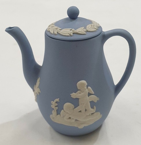 Wedgwood blue cherubs - wedgwood:, 'cherubs'