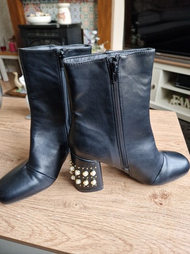 Bnwt high black ankle - black,