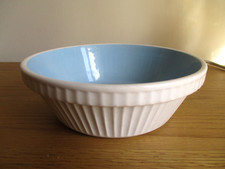 White Ceramic Pie Dish ROUND