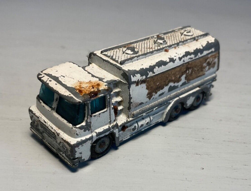 Corgi juniors esso tanker - corgi,