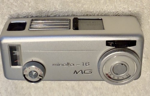 Mint condition minolta - condition, 16