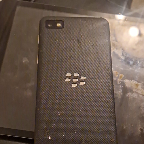 Blackberry z10 black 16gb 2gb - blackberry,