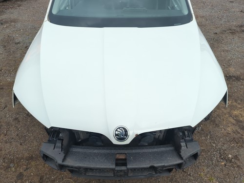 Skoda octavia 2016 bonnet - skoda,