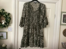 Stunning Next Green Paisley