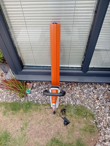Stihl hsa cordless hedge - stihl,