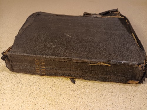 Holy bible collins clear - holy,
