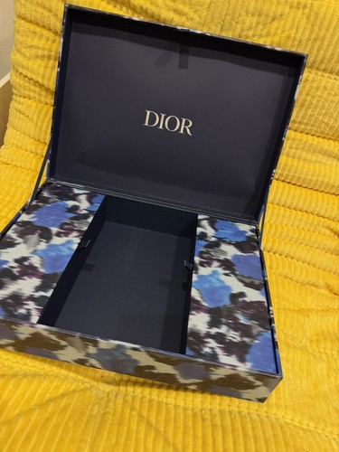 Dior blue gift box - blue,
